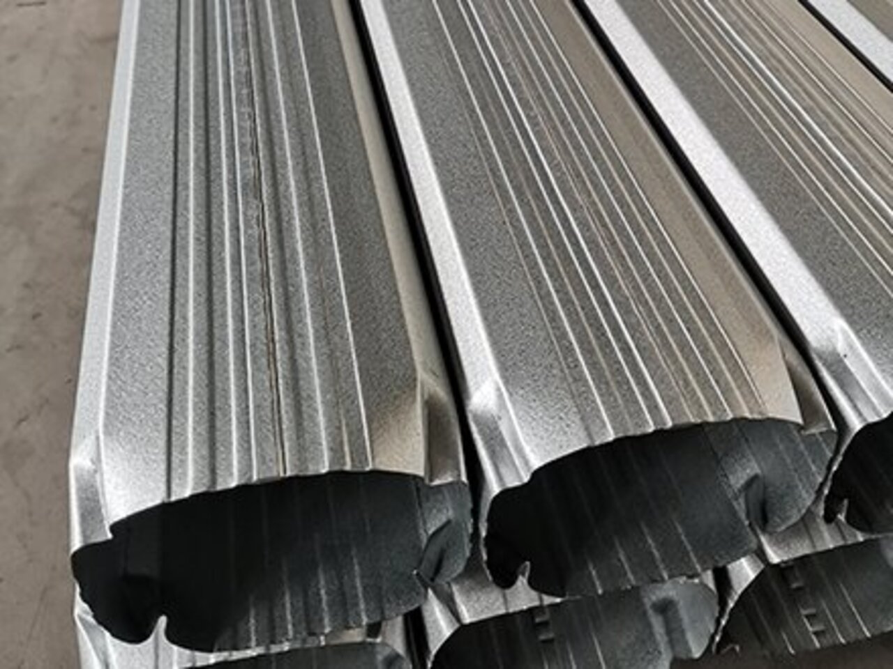 鍍鋅鋼板雨水管